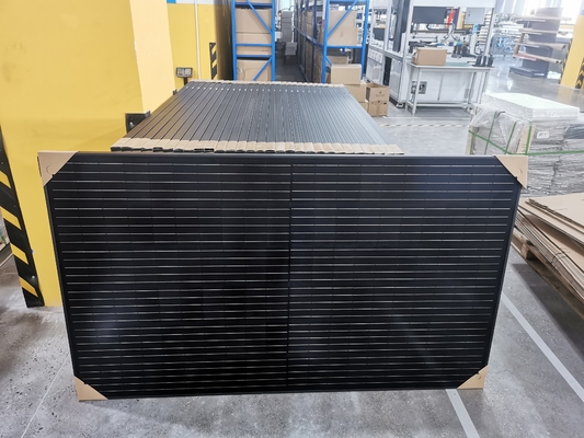 kupować IP65 Wodoodporny pełny czarny mono panel słoneczny 450w 455w 460w online manufacture
